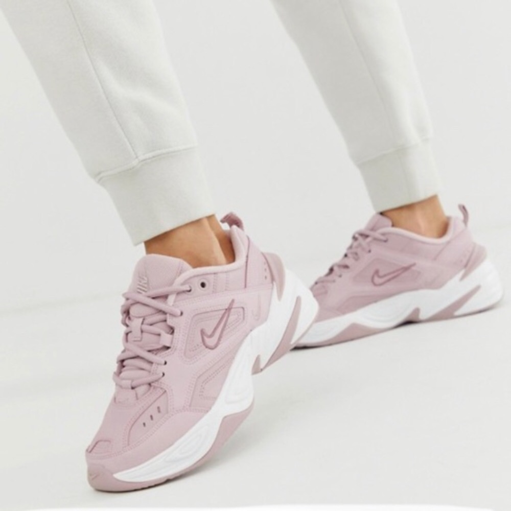 SOLD ⭐️ Nike M2K Tekno in Plum Chalk